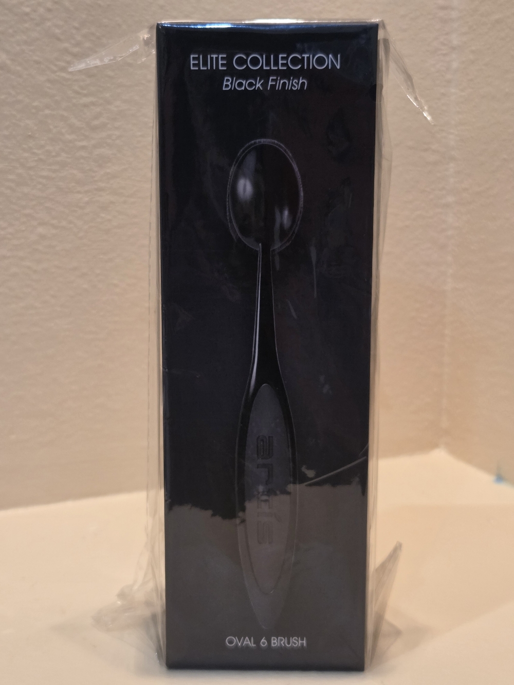 Artis Elite Collection Oval 6 Brush Black Finish Makeup Brush New Sealed
